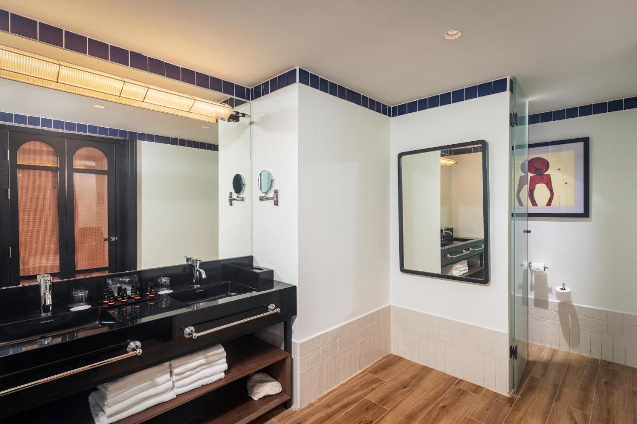 Hotel Ocean Eden Bay (Adults Only) à Spring Rises Extérieur photo Bathroom
