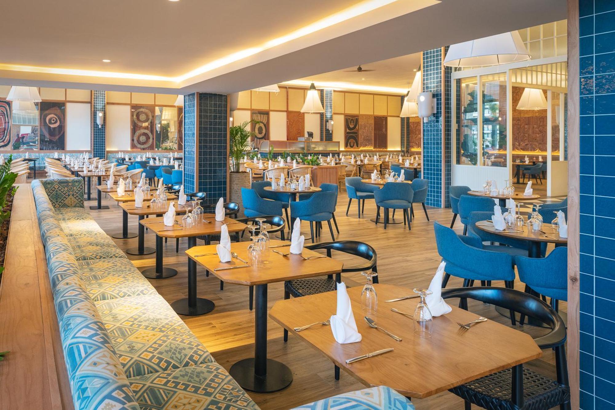 Hotel Ocean Eden Bay (Adults Only) à Spring Rises Extérieur photo The restaurant